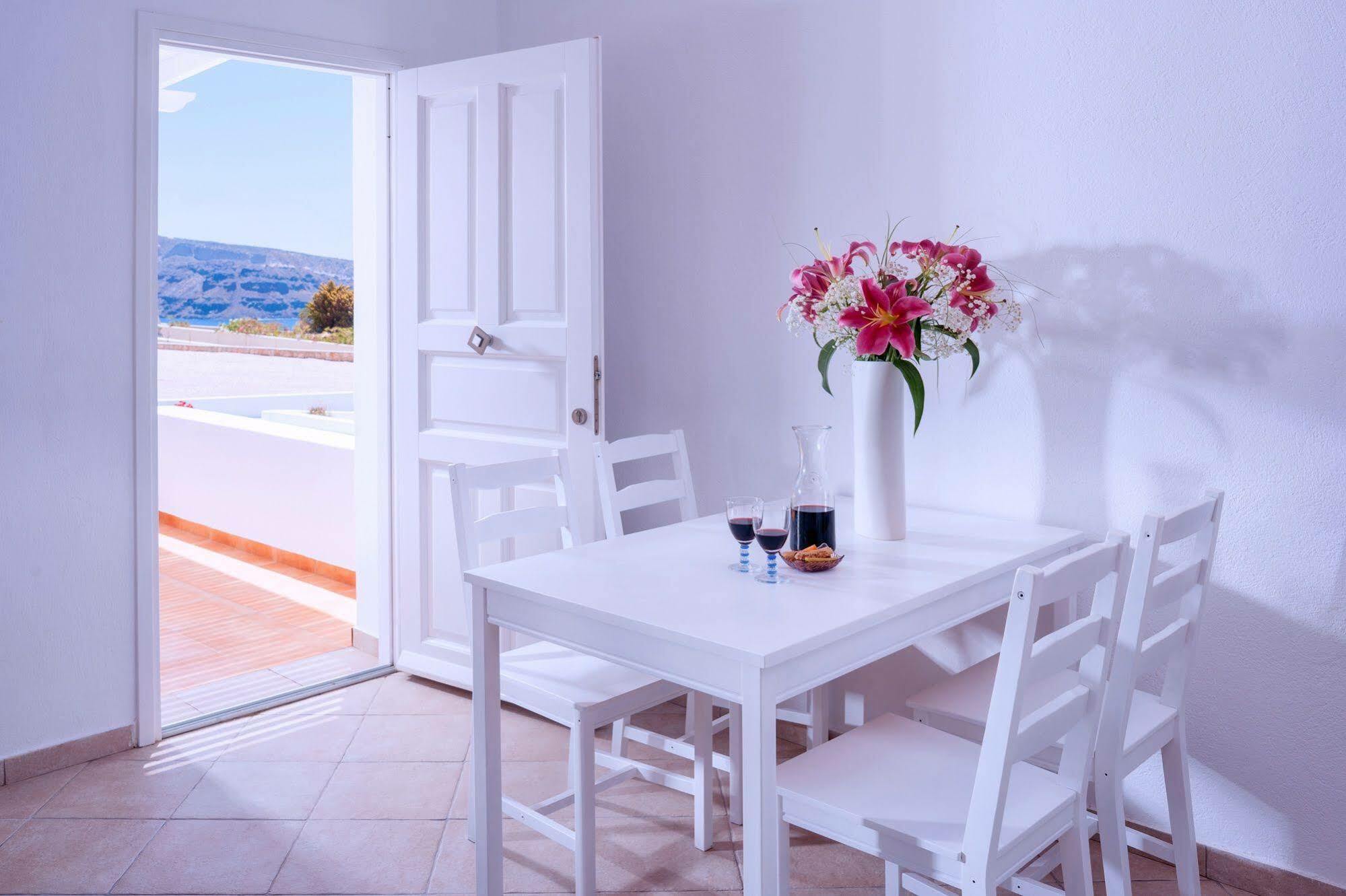 Katharos Pool Villas Oia  Exterior photo